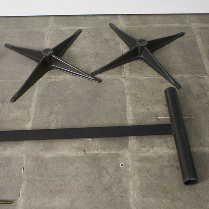 イームズ コントラクトベース ミーティングテーブル