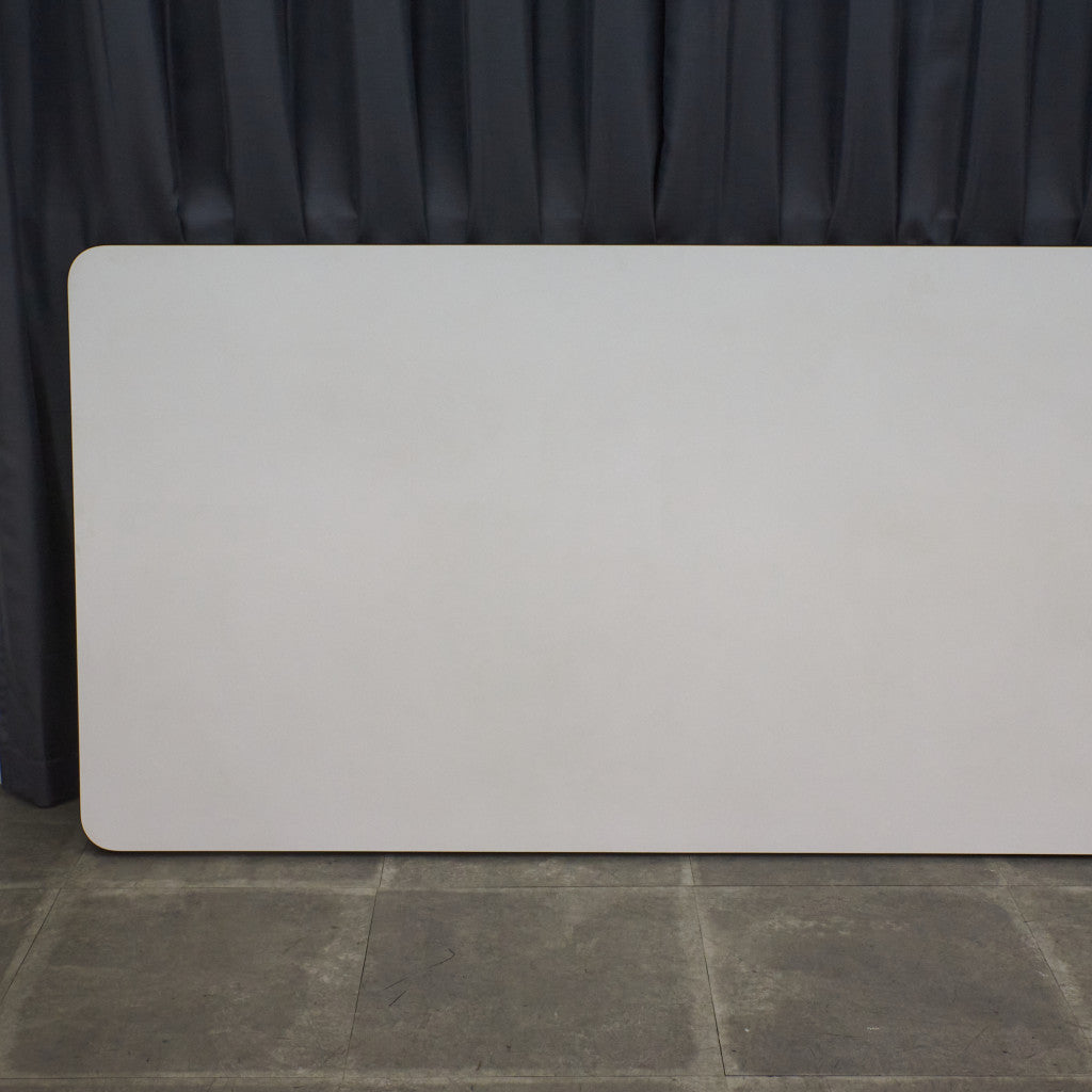 イームズ コントラクトベース ミーティングテーブル