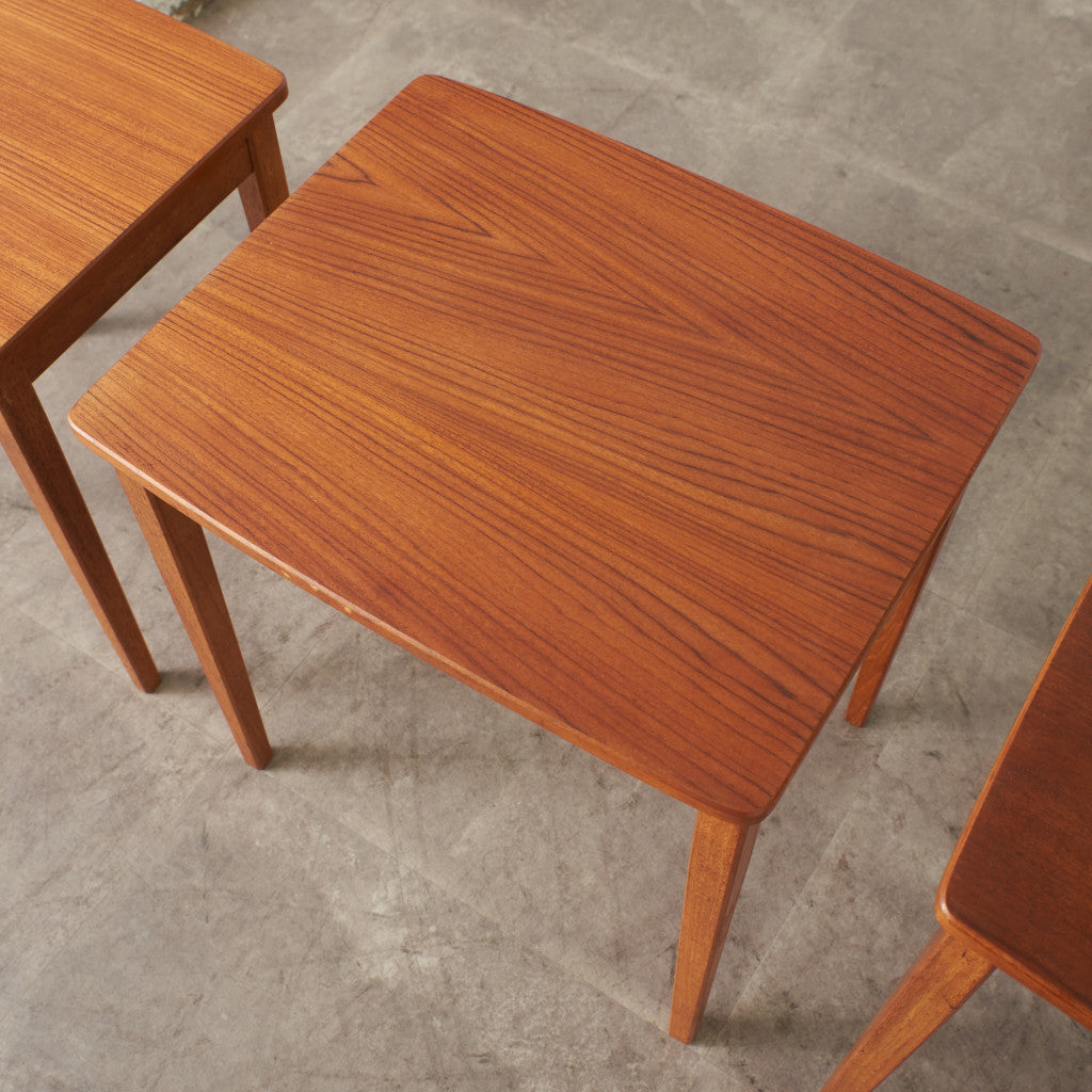 英国ヴィンテージ ネストテーブル