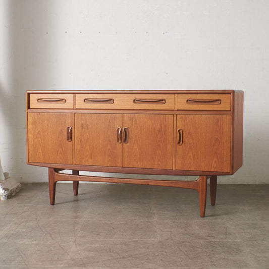 Fresco 脚付きサイドボード (4072)