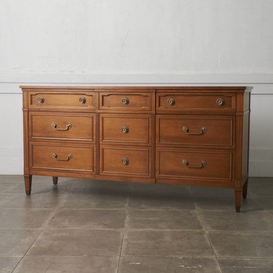 TRIUNE チェストボード