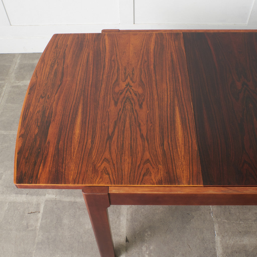 ブラジリアンローズウッド エクステンションダイニングテーブル