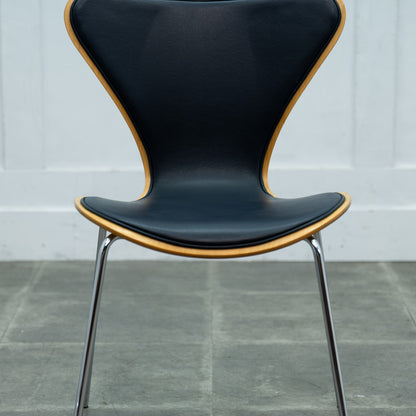 セブンチェア / フロントパディング