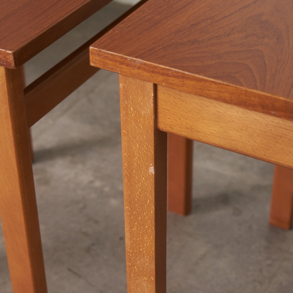 英国ヴィンテージ ネストテーブル