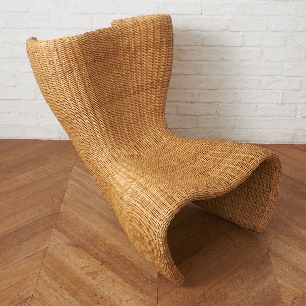 WICKER CHAIR 1990