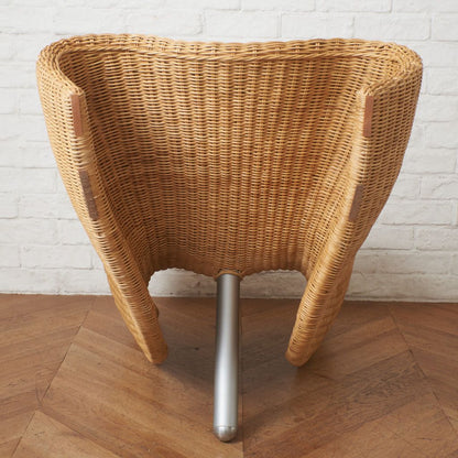 WICKER CHAIR 1990