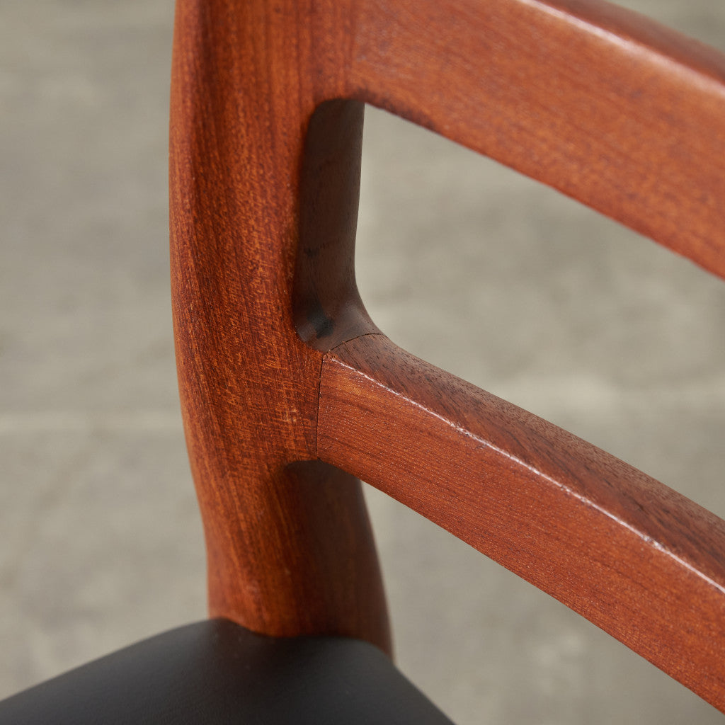 No.85 チェア / 張替品