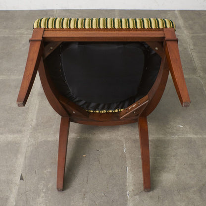 TRIUNE アームチェア