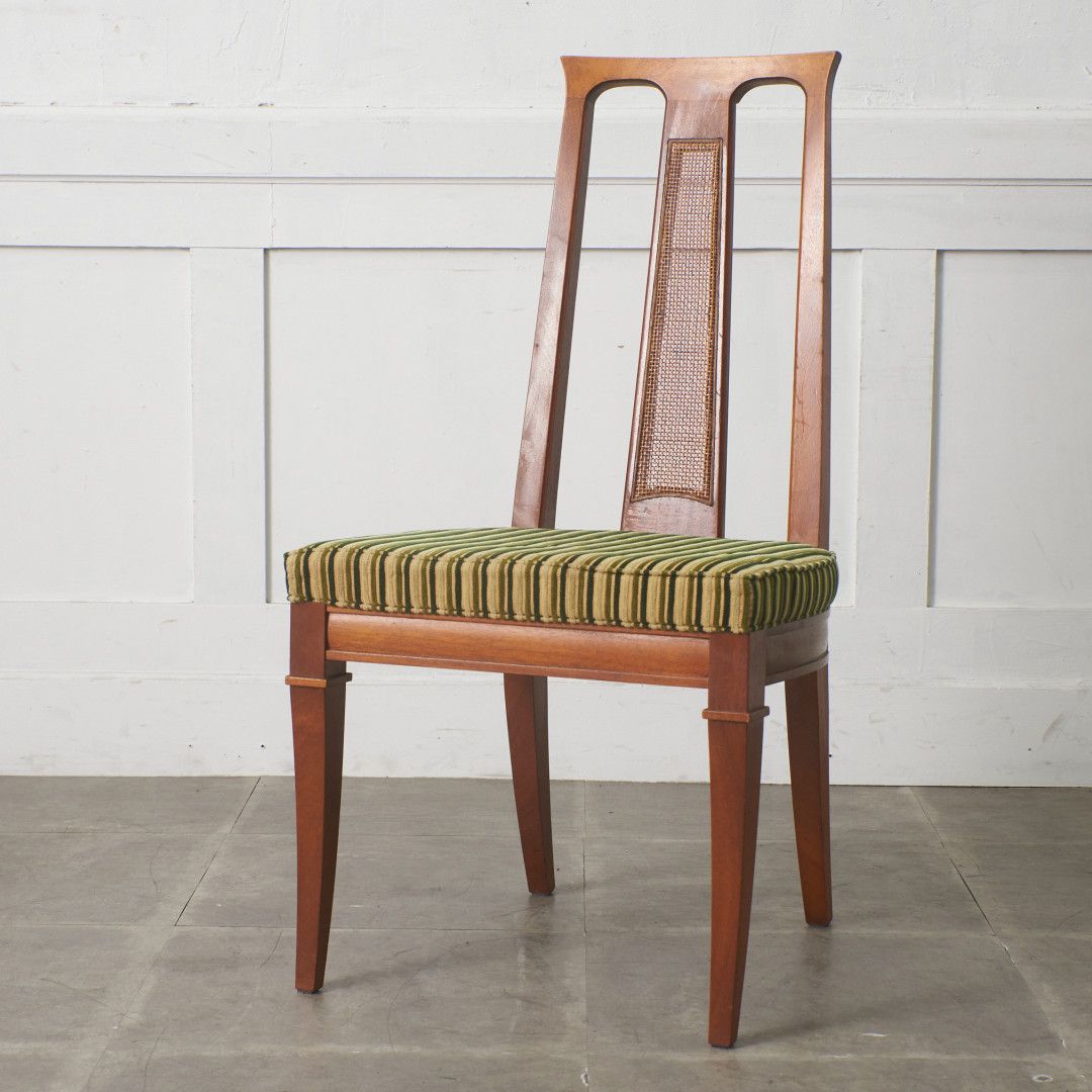 TRIUNE サイドチェア