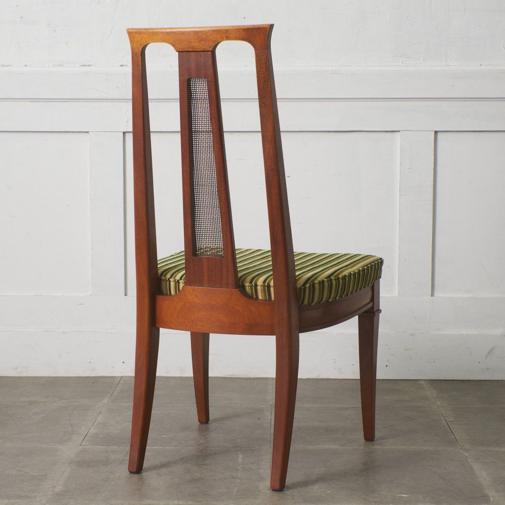 TRIUNE サイドチェア