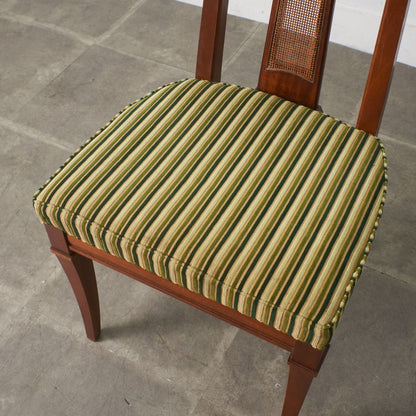 TRIUNE サイドチェア