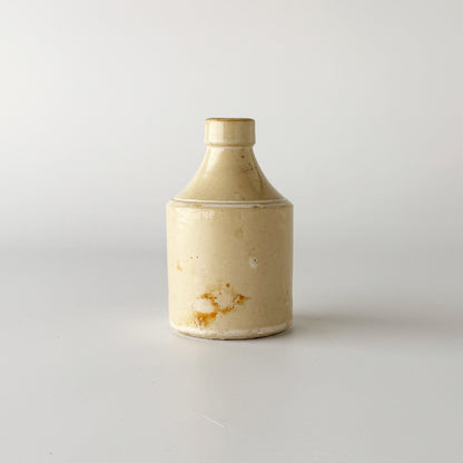 英国アンティーク ボトル