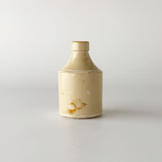 英国アンティーク ボトル