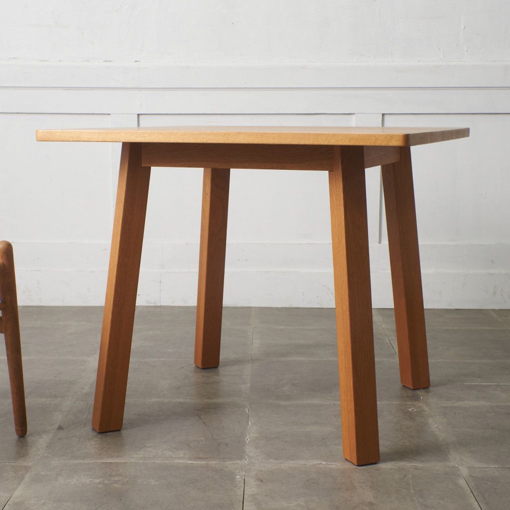 CORNICE スクエアダイニングテーブル