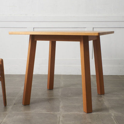 CORNICE スクエアダイニングテーブル