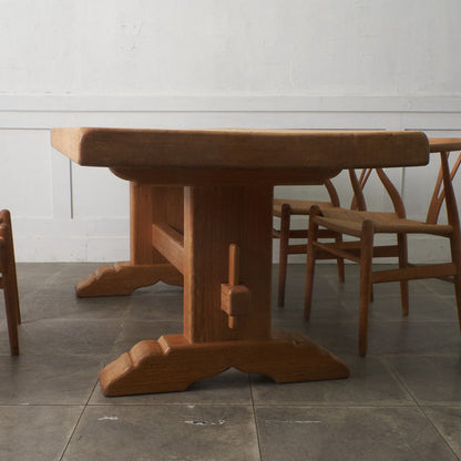 ネザーランズフォークロア リフェクトリーテーブル