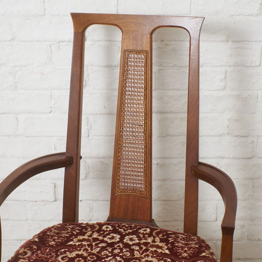 TRIUNE アームチェア