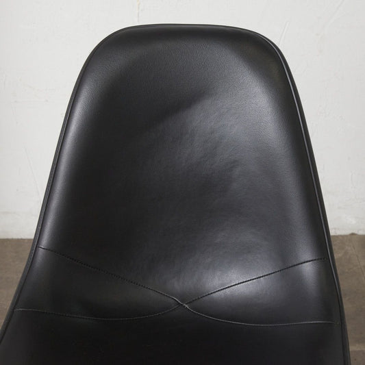 サイドシェルチェア スタッキングベース