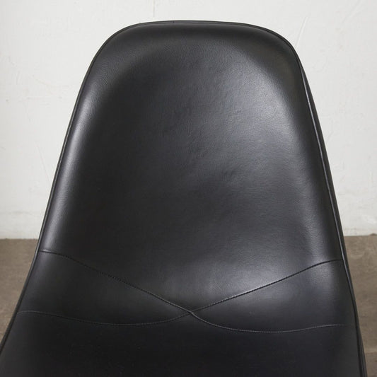 サイドシェルチェア スタッキングベース