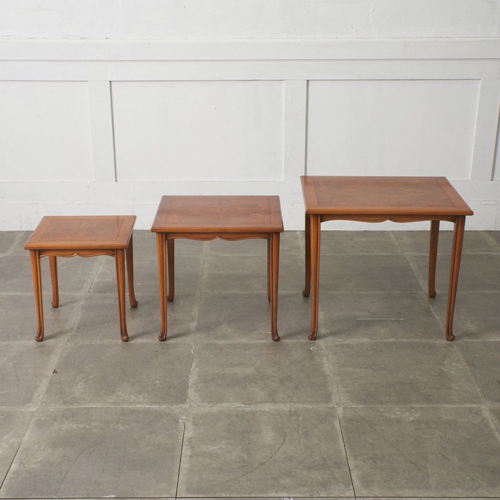 クラシック ネストテーブル