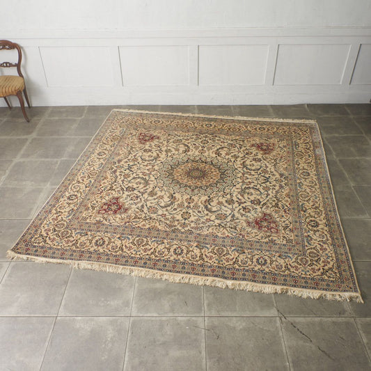 工房銘入り ウール製 絨毯