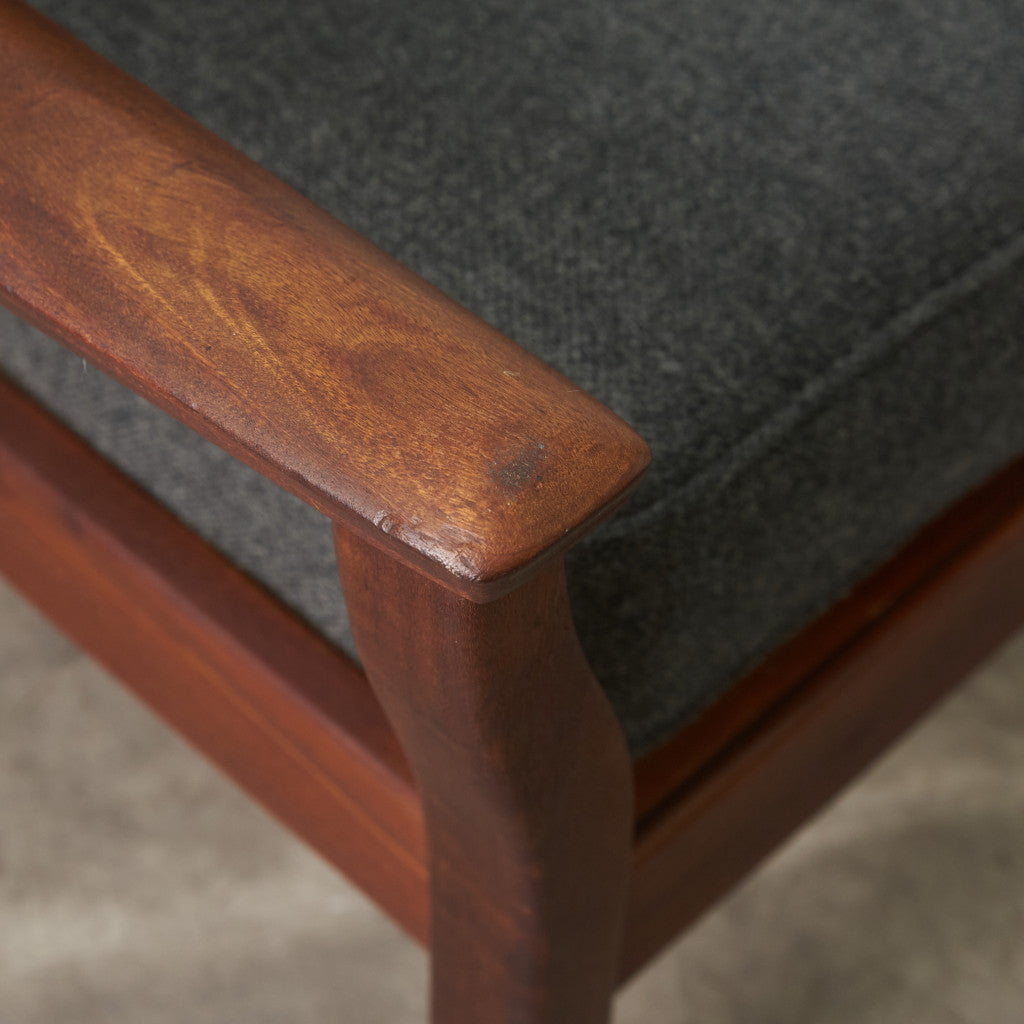 イギリスヴィンテージ アームチェア / 張替済