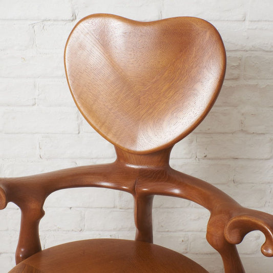 カルベットアームチェア