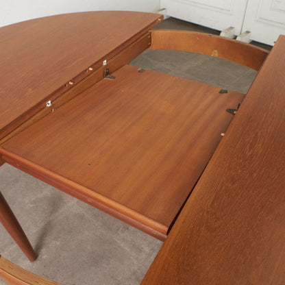 ヴィンテージ エクステンション ラウンドダイニングテーブル
