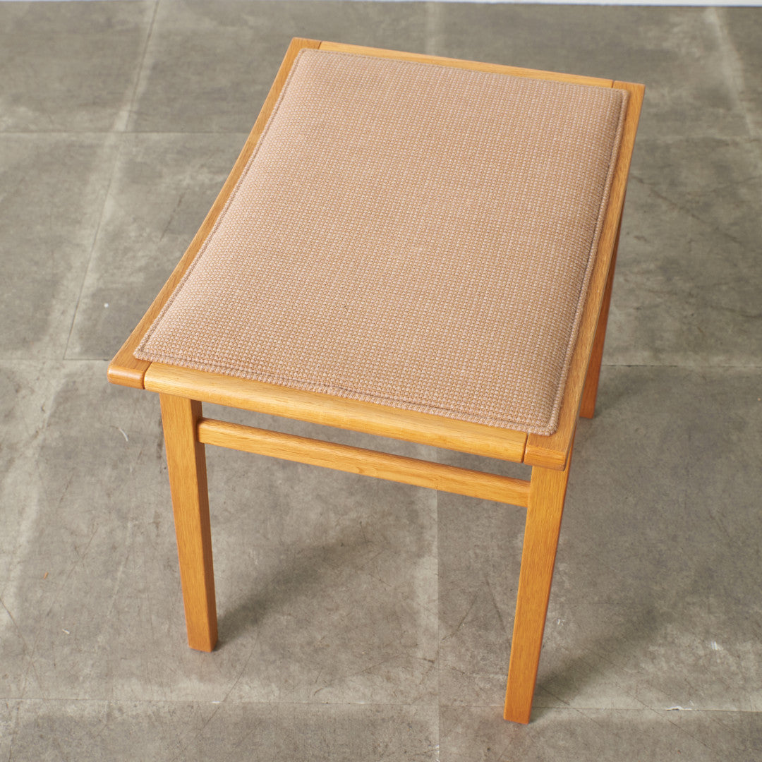 天童木工】 スツール T-5576NA-ST 価格¥63,250円 スツール / T-5576NA