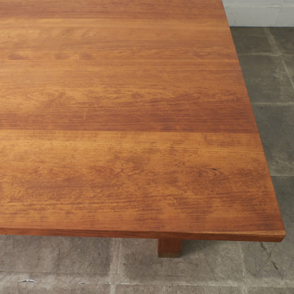 戸田直美 チェリー無垢材 センターテーブル