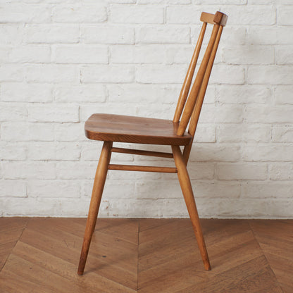 スティックバックチェア