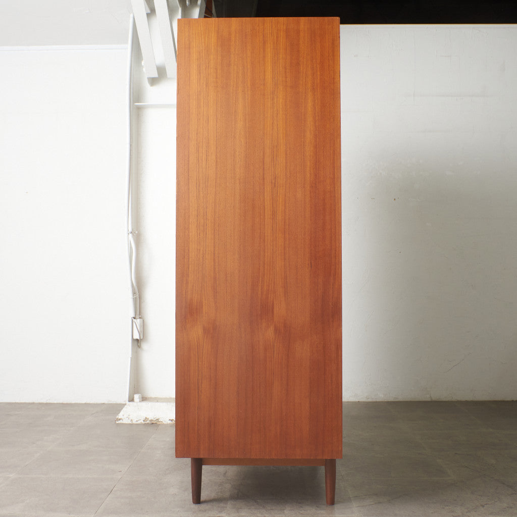 Danish ワードローブ