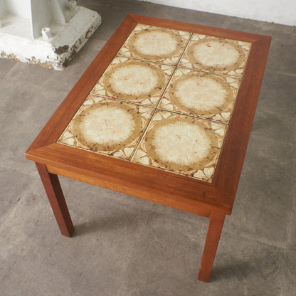 デンマーク製 ヴィンテージ タイルトップ コーヒーテーブル