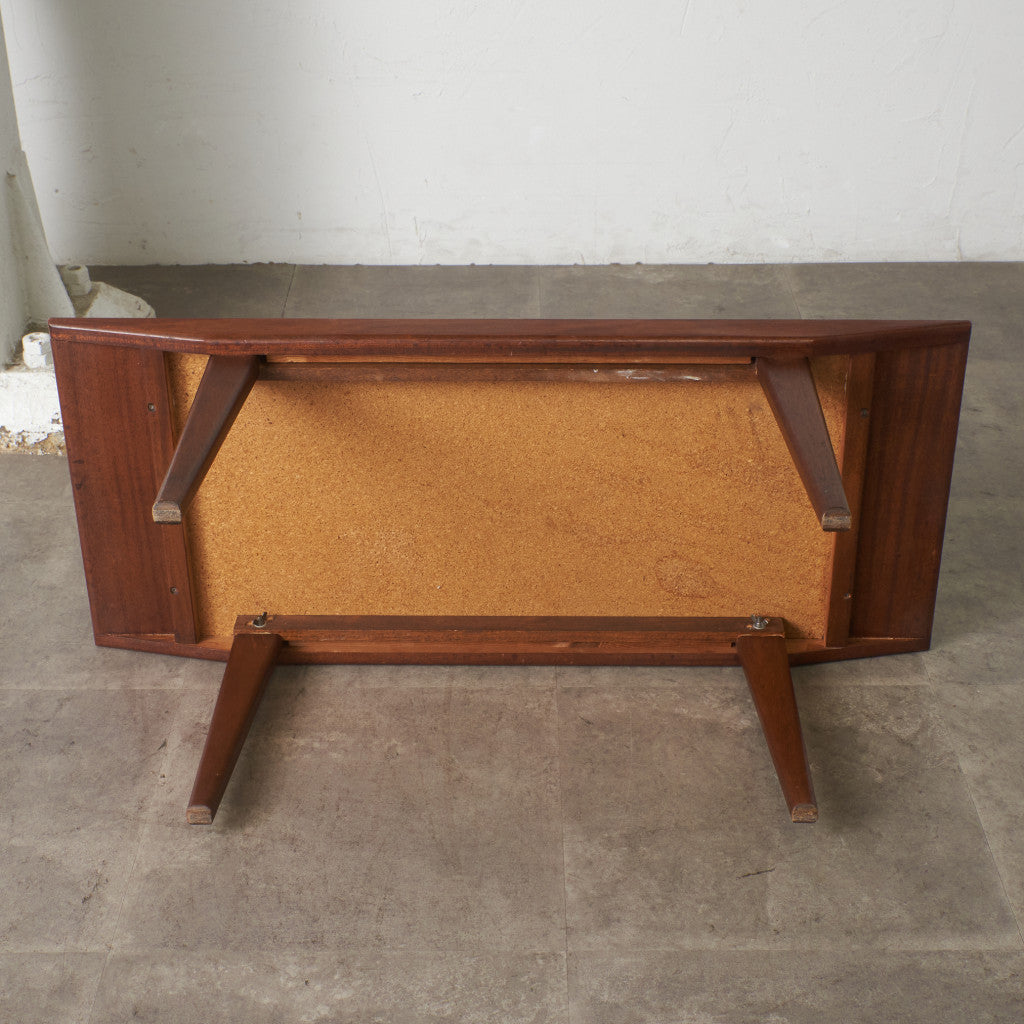 ヴィンテージ  アンティーク　タイルトップ　コーヒーテーブル ヴィンテージ タイルトップ コーヒーテーブル｜rocca rocca