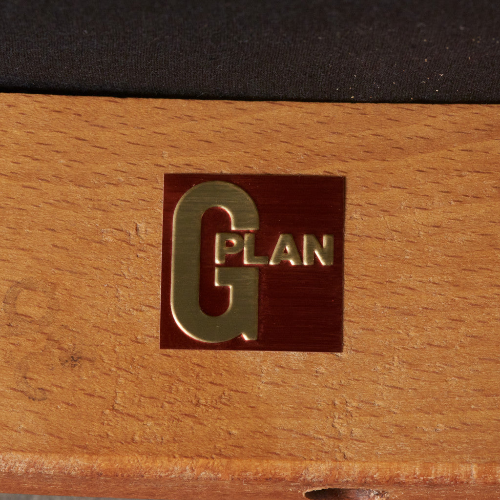 Fresco X-BACK カーブバックアームチェア / 張替済