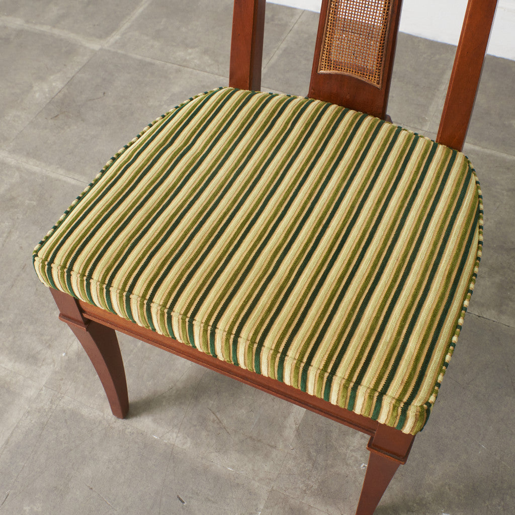 TRIUNE サイドチェア