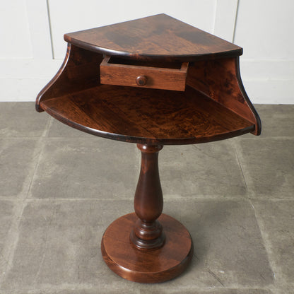 イタリア製 コーナーサイドテーブル