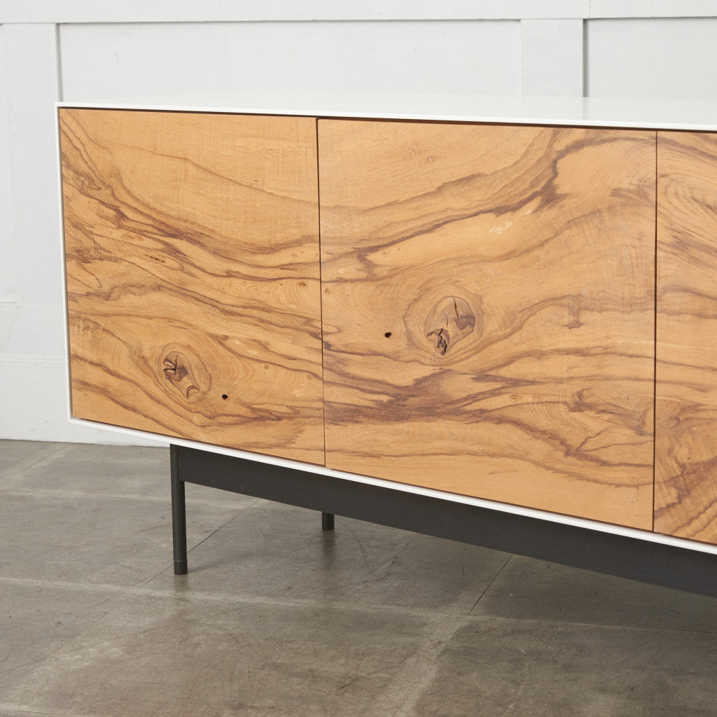 萵苣の木 サイドボード