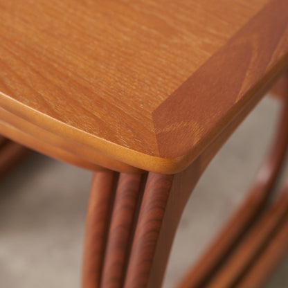 Burlington ネストテーブル