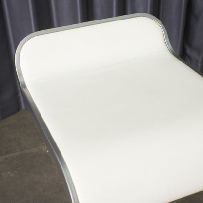 LEM 本革張りスツール