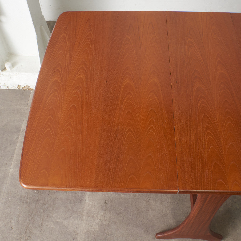 Fresco ドロップリーフゲートレッグテーブル