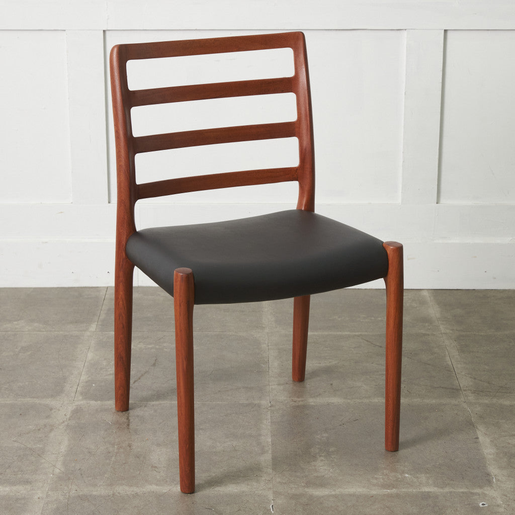 No.85 チェア / 張替品