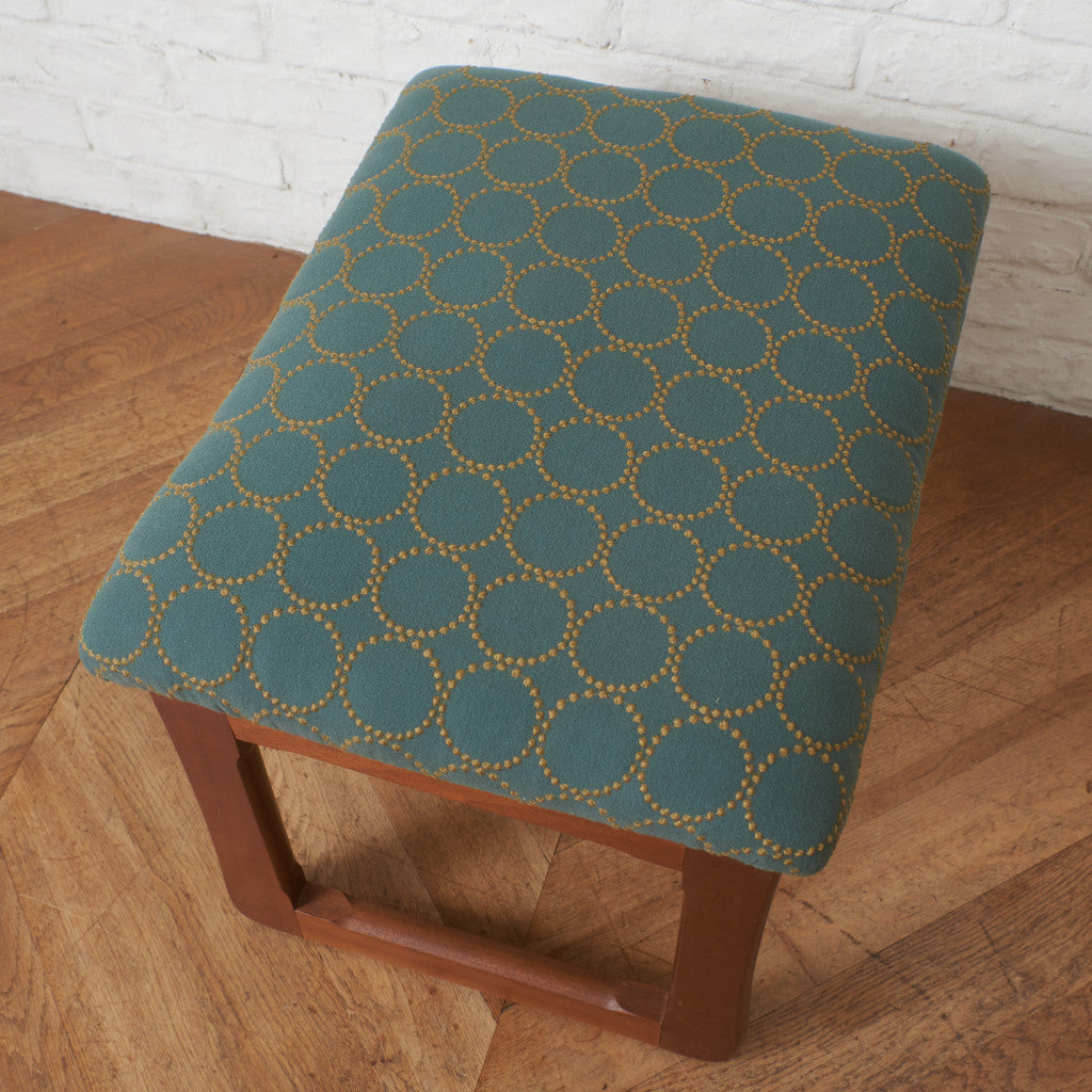 ヴィンテージ スツール / 張替済 (ミナぺルホネン タンバリン)