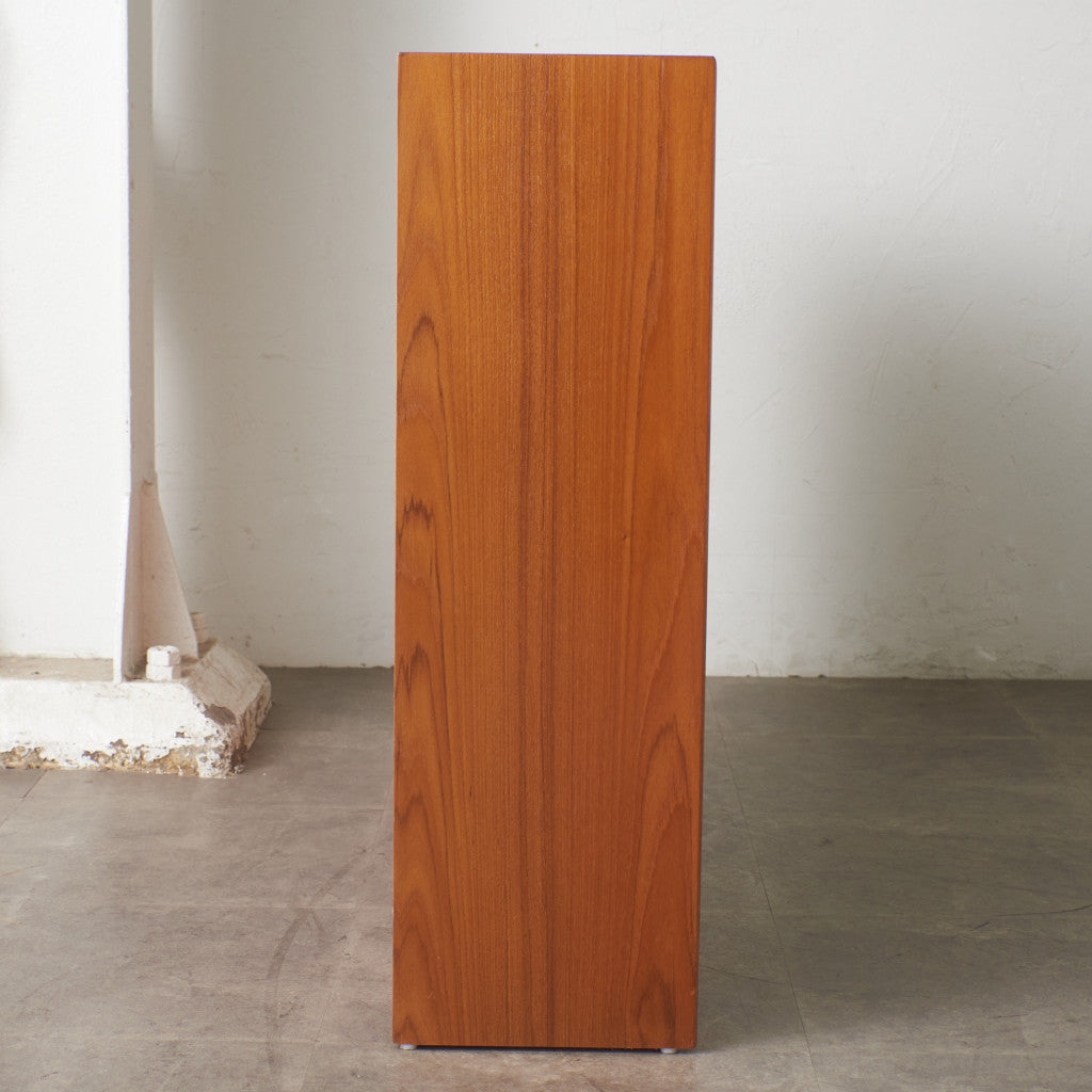 ヴィンテージ ナロー ガラスキャビネット