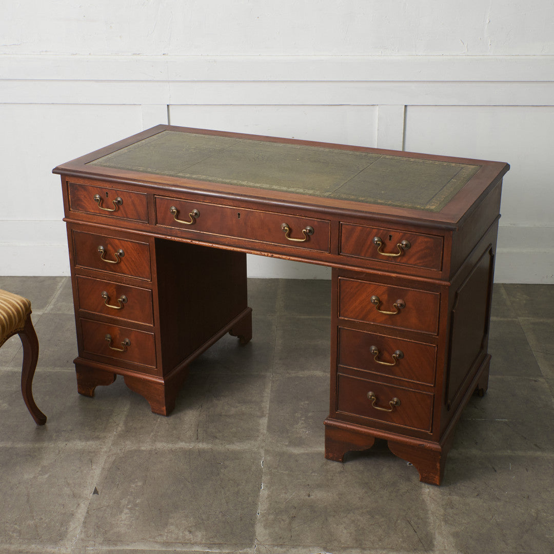 アンティーク　机 イギリスアンティーク家具 スクールデスク（机） 1900年代