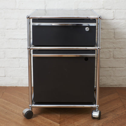 キャスターワゴン