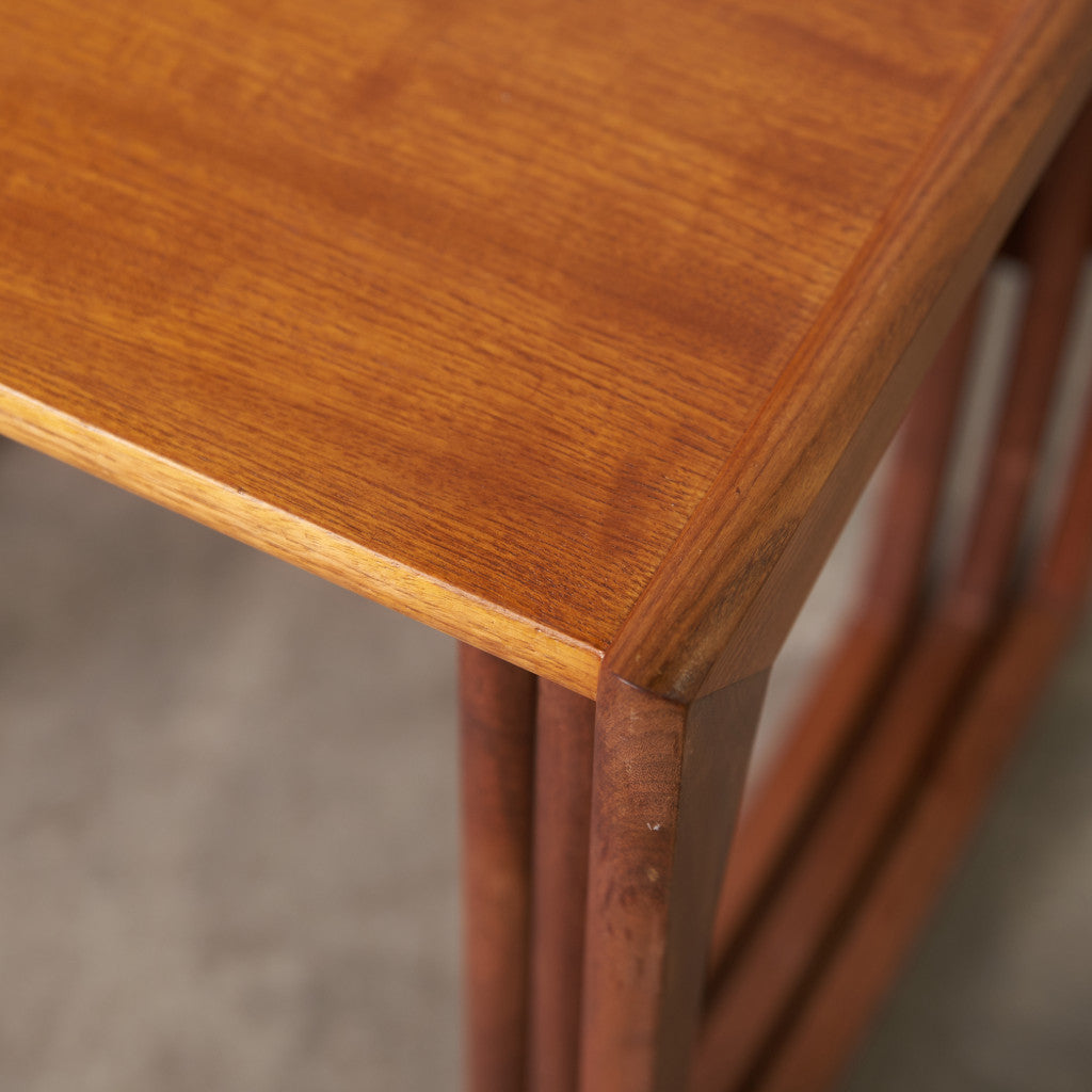 Quadrille ヴィンテージ ネストテーブル