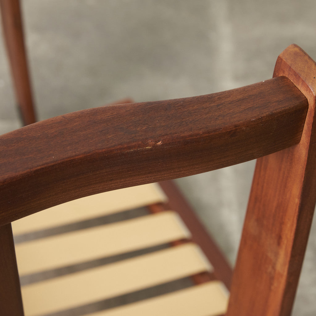 イギリスヴィンテージ アームチェア / 張替済