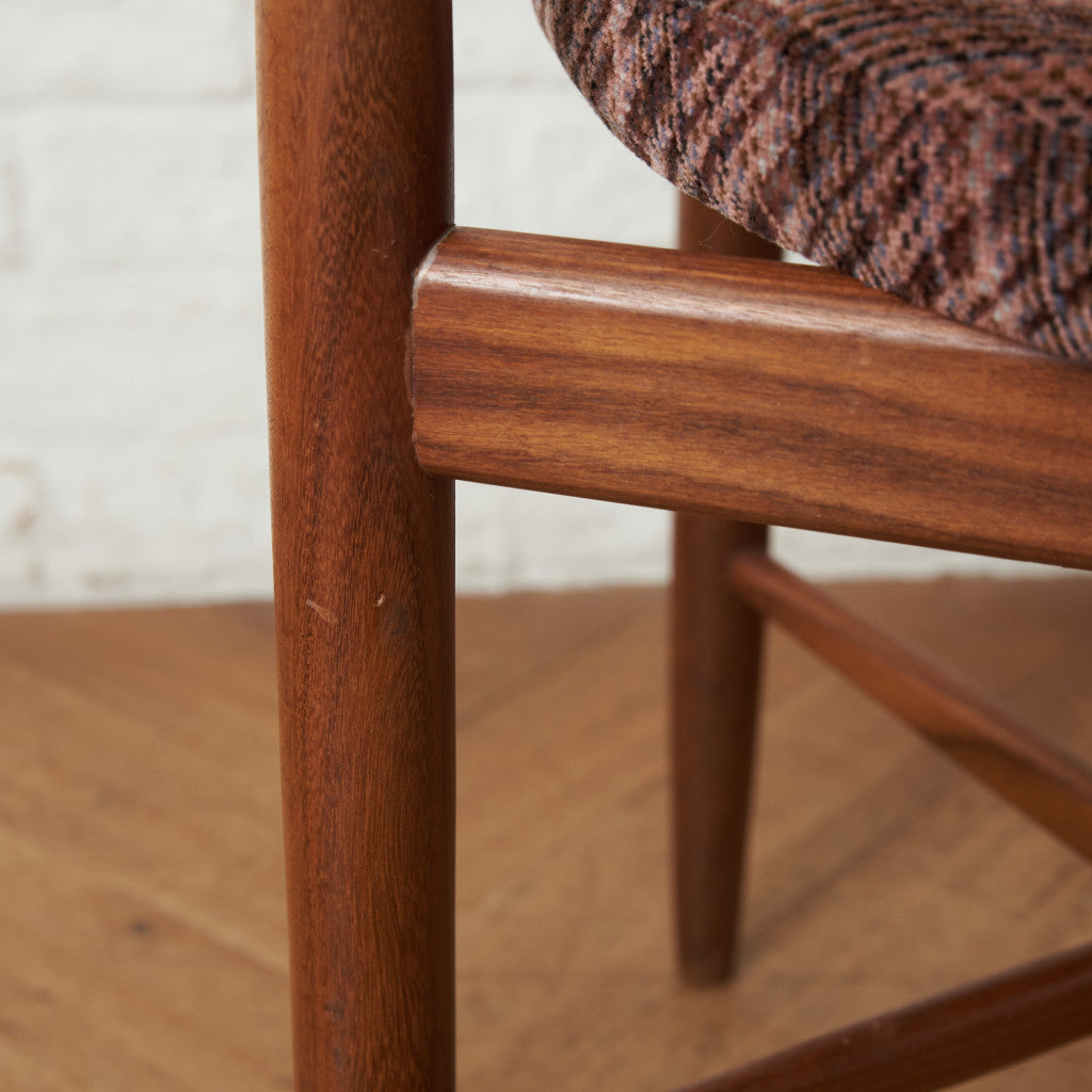 サーキュラーチェア