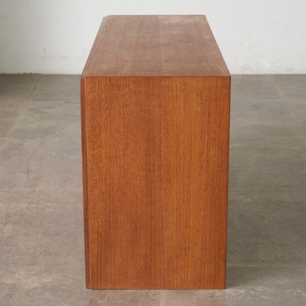 Form FIVE キャビネット